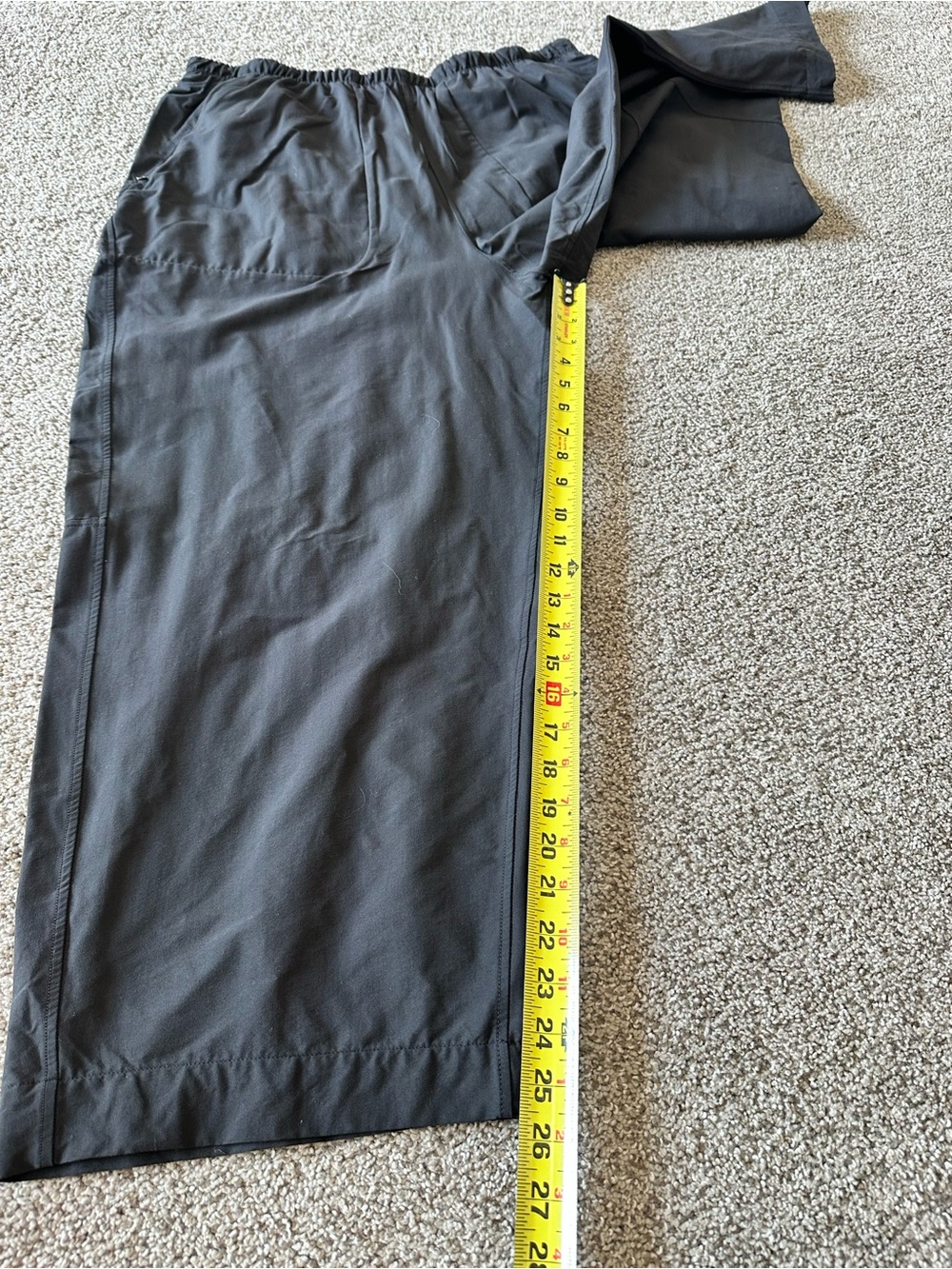Lululemon Lightweight Mid-Rise Barrel-Leg Cropped Pant Black Size 14 - Picture 11 of 12